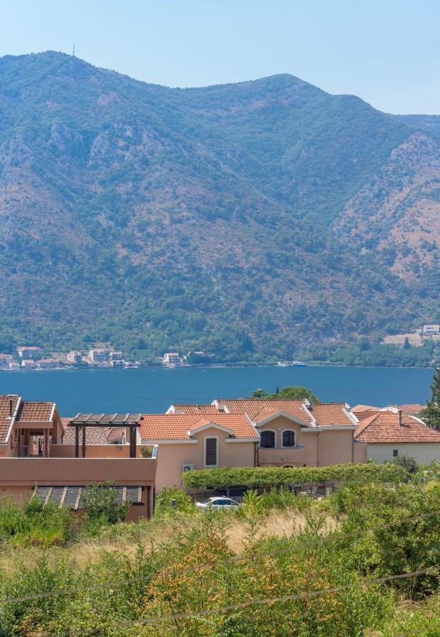 Ferienwohnung Sunshine Kotor Exterior foto