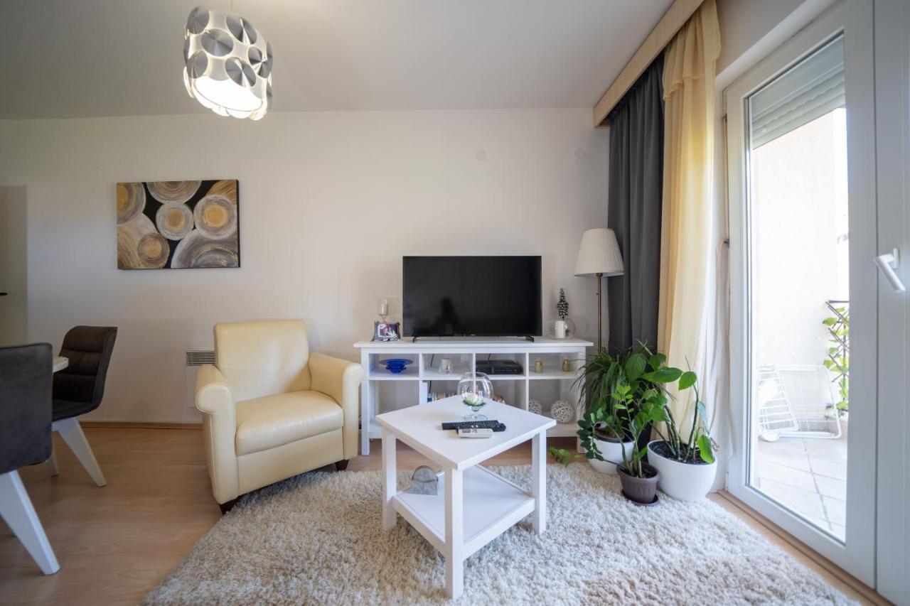 Ferienwohnung Sunshine Kotor Exterior foto