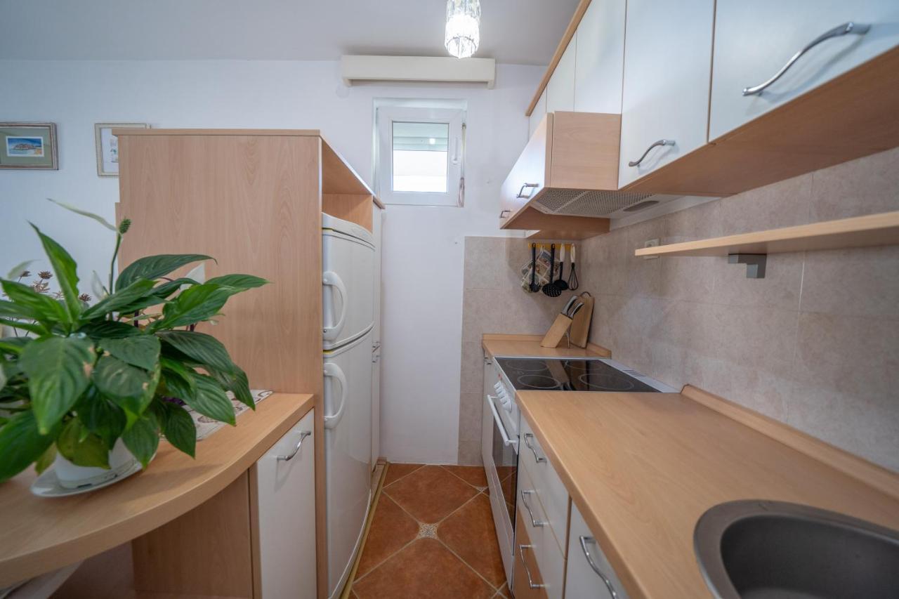 Ferienwohnung Sunshine Kotor Exterior foto