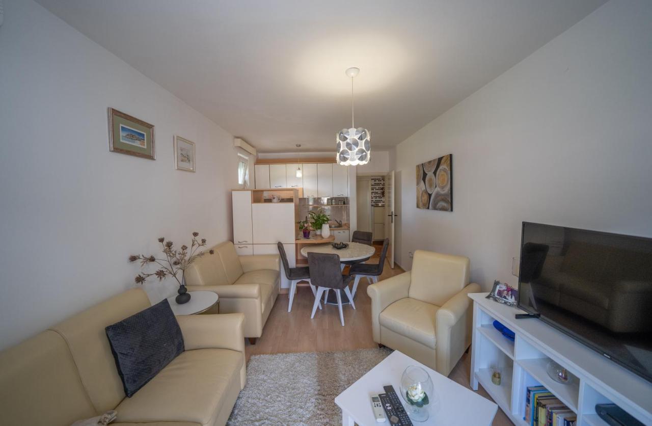 Ferienwohnung Sunshine Kotor Exterior foto